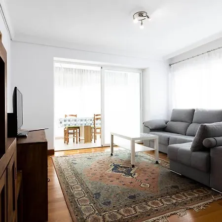 Apartment Zurubi-gain. Basquenjoy Hondarribia